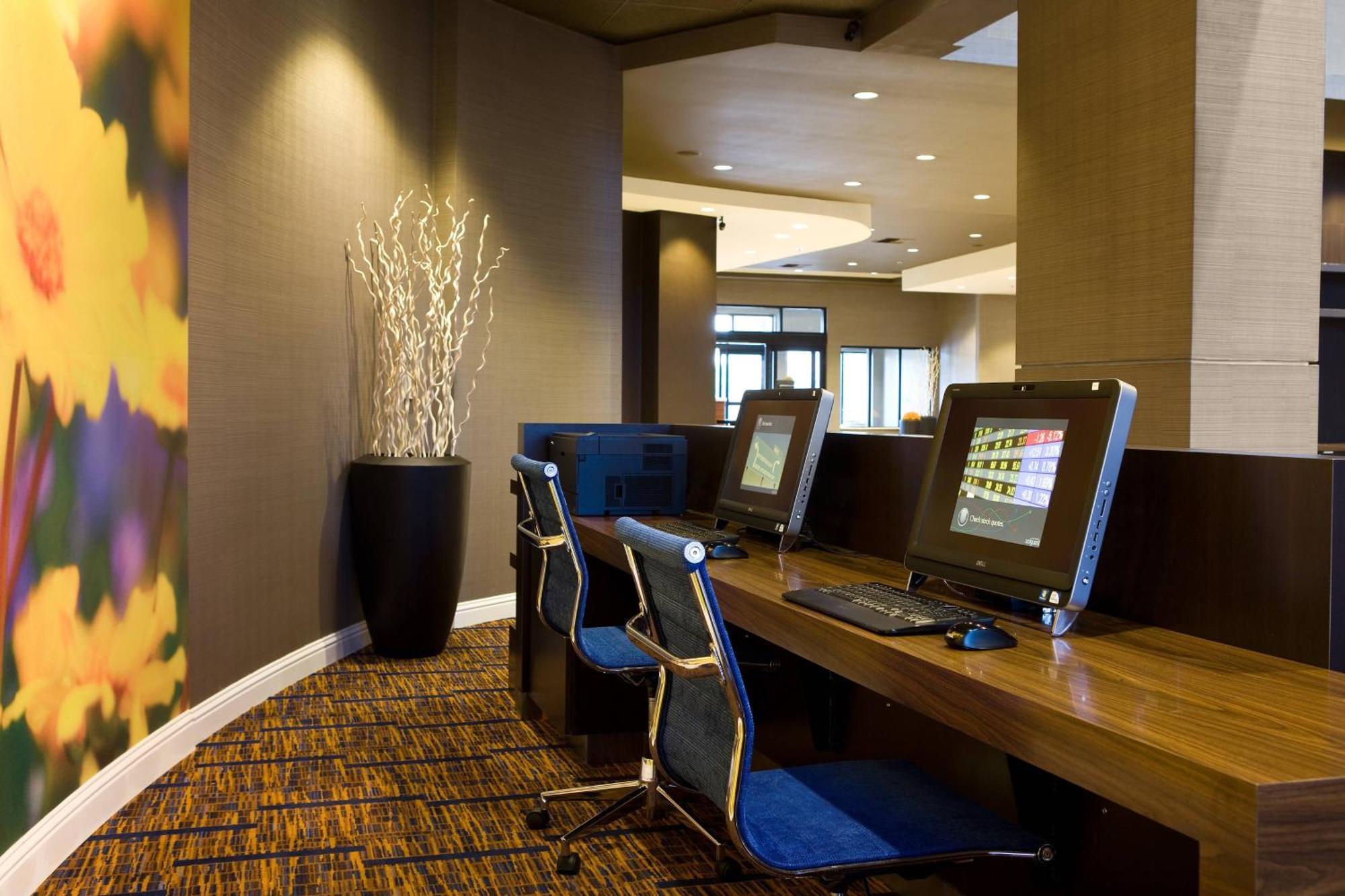 Courtyard By Marriott Newark Silicon Valley Exterior foto