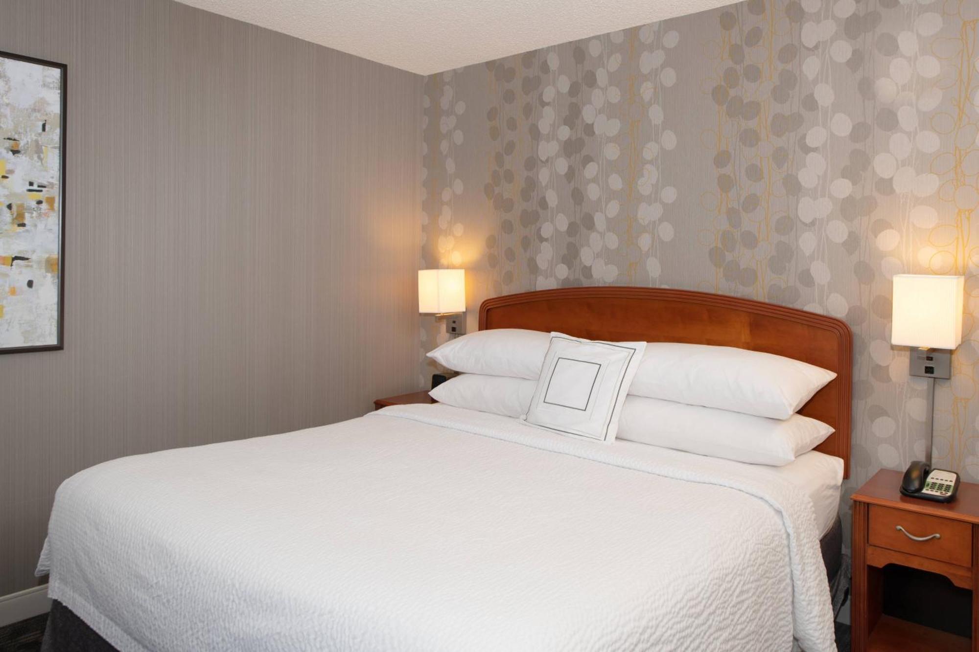 Courtyard By Marriott Newark Silicon Valley Exterior foto